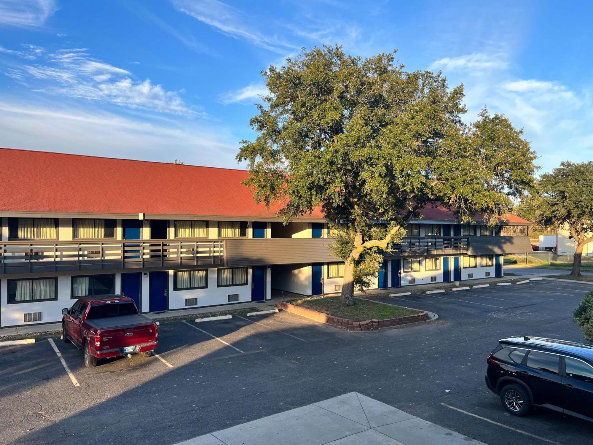 Studio 6 Suites Shreveport, La Industrial Loop Eksteriør bilde